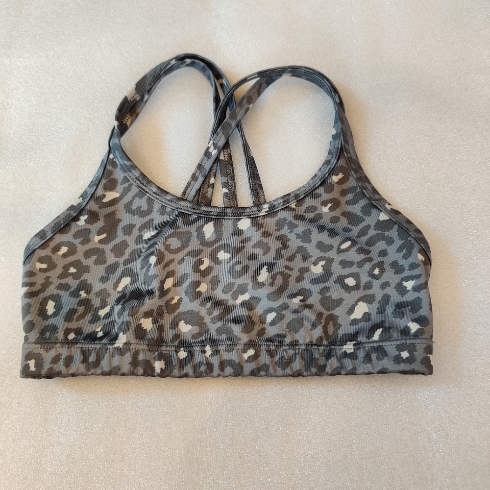 Beyond Yoga Leopard Sports Bra Pullover Yoga Gym Athletic